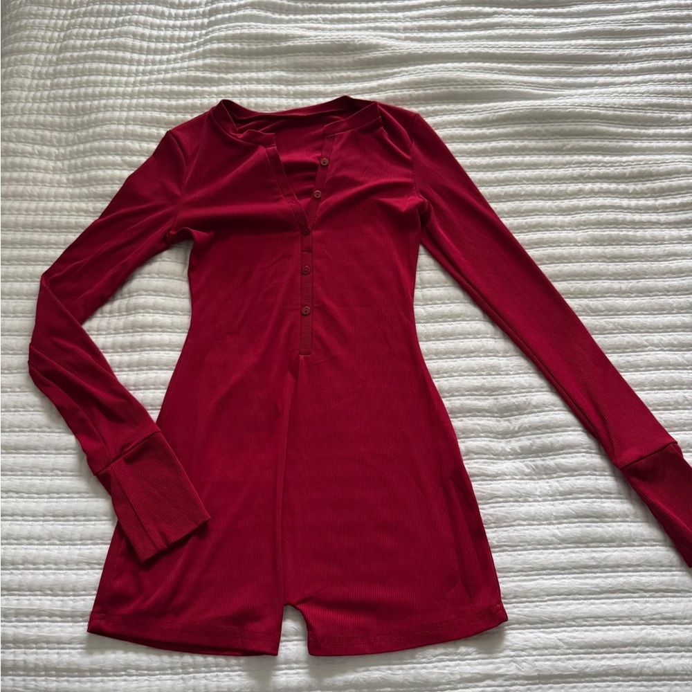 Source Unknown Red Long Sleeve Ribbed Henley Romper
